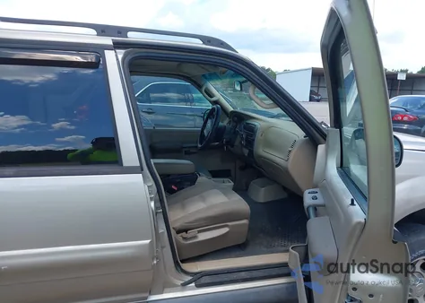 2005 Ford Explorer Sport Trac Adrenalin/Xls/Xlt z USA, uszkodzony, nr VIN 1FMZU77K85UB77578